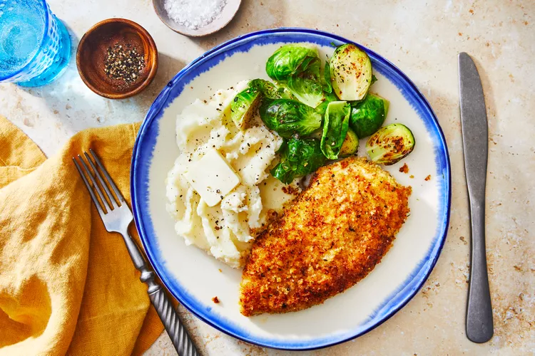 A Step-by-Step Guide to Making Crispy Breaded Chicken Breasts